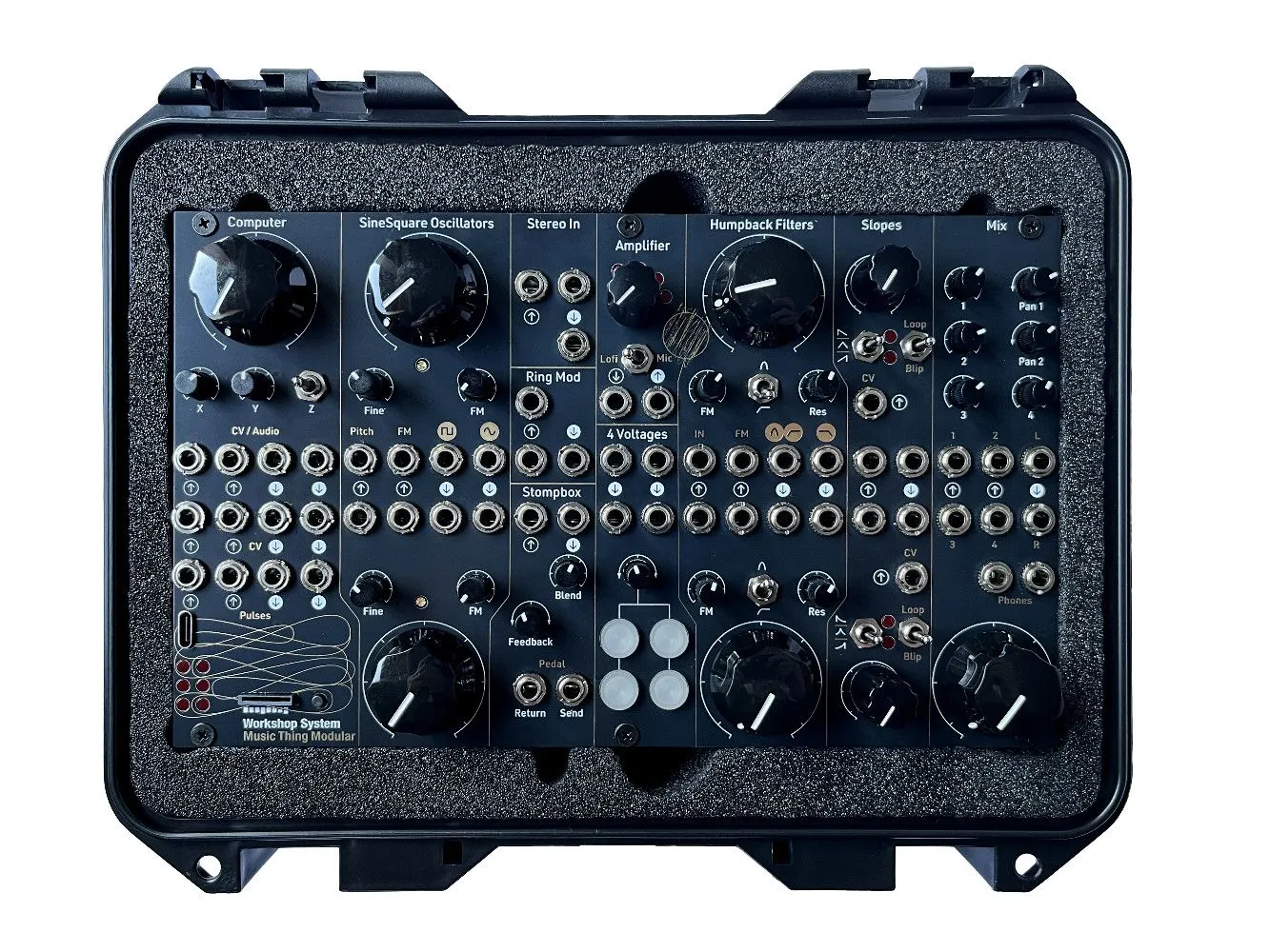 https://schneidersladen.de/media/37/16/b5/1776084448/music_thing_modular_music_thing_modular_workshop_system_assembled_251558_1.webp?ts=1776084448